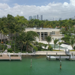 Enjoy the Millionaire's Row Cruise in Miami