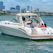 Recess Yacht