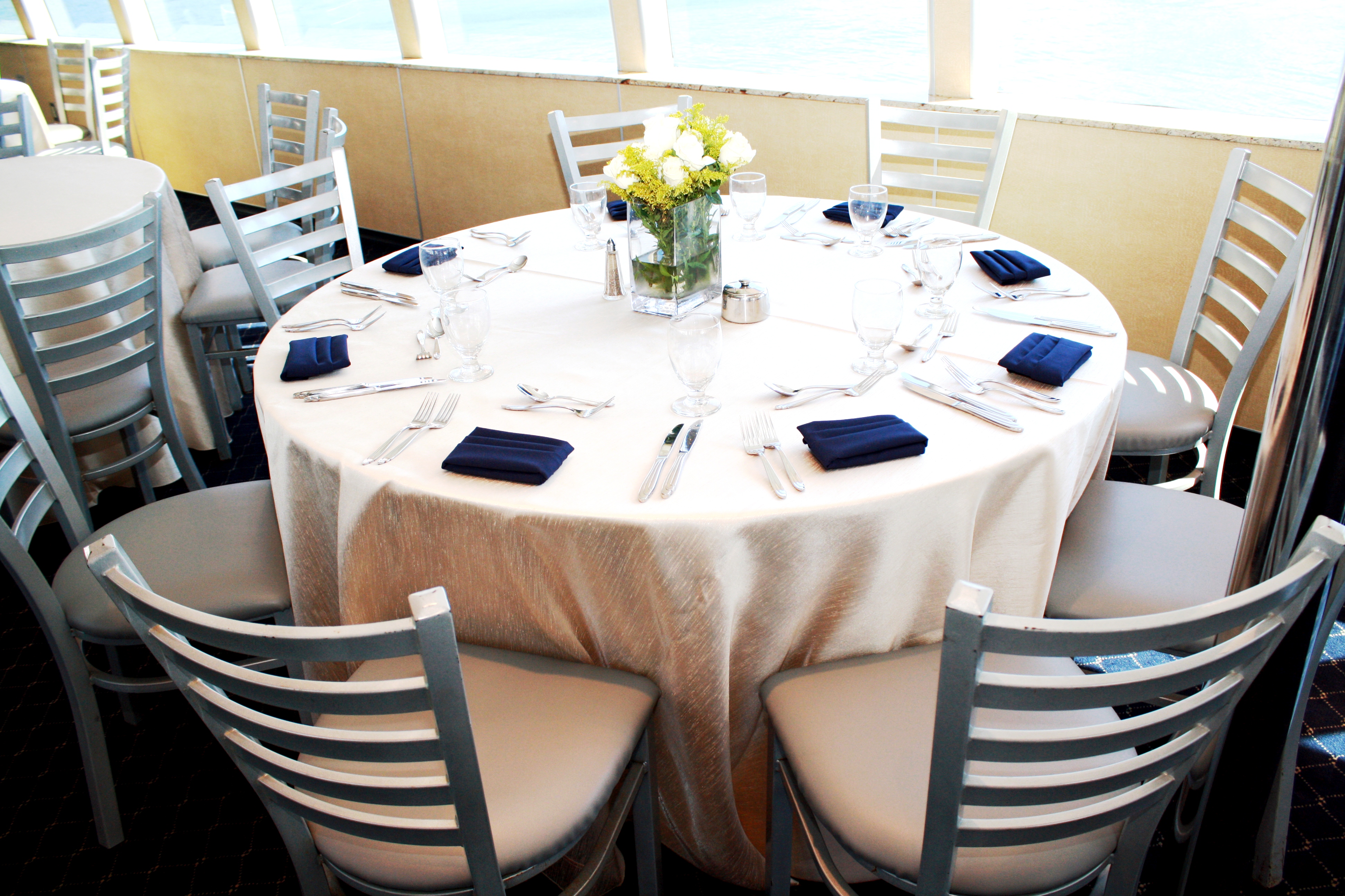 Venetian Lady Table