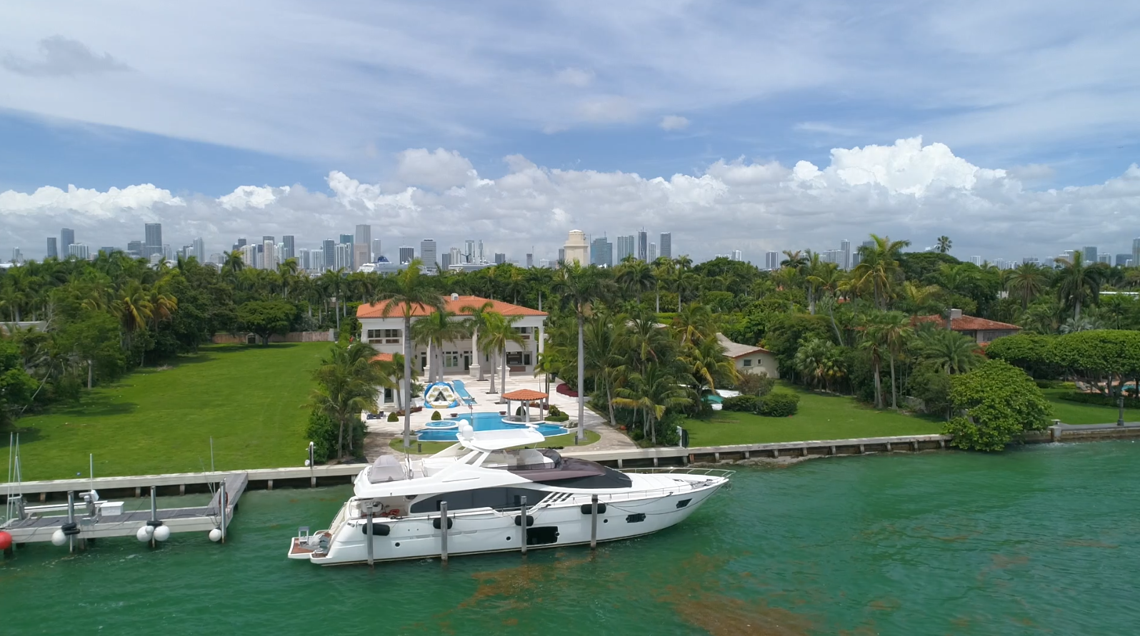 Millionaire’s Row™ Cruise